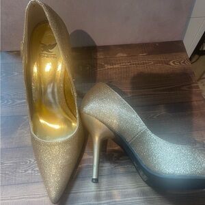 Gold sparkle heels